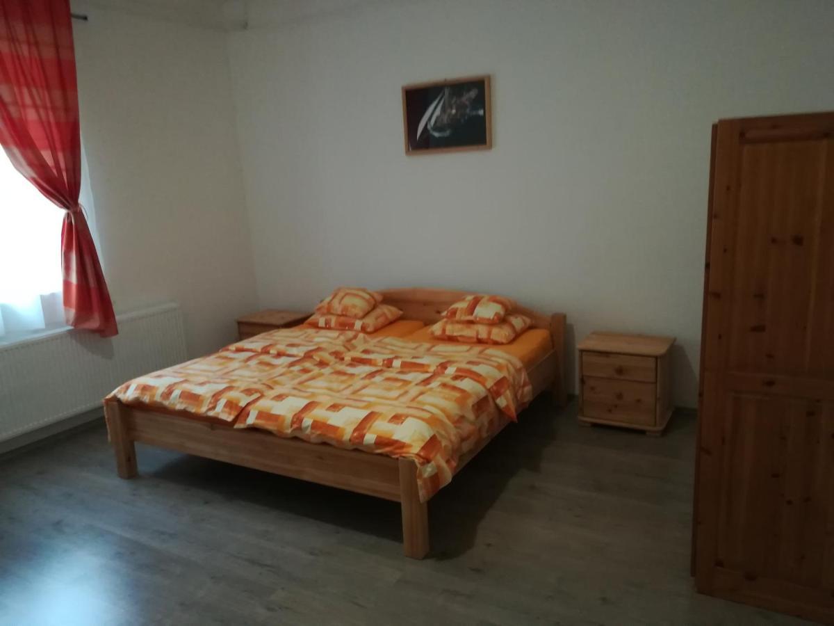 Suemegi Levendula Apartmanok Zewnętrze zdjęcie